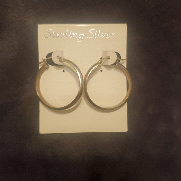 Unbranded Jewelry - Vintage Sterling Silver hoop earrings
